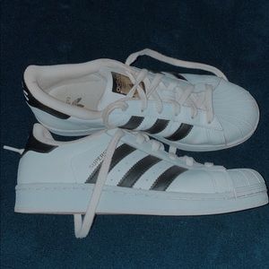 adidas superstars
